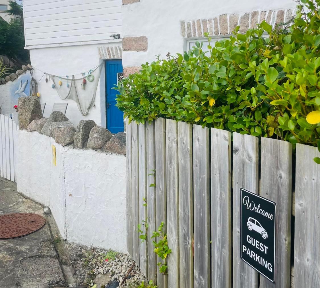 The Old Boathouse At Bunbeg Harbour Apartment Exterior photo